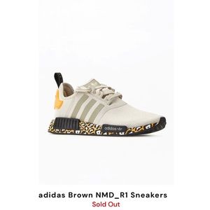 NEW ADIDAS NMD R1 LEOPARD WOMENS SNEAKERS